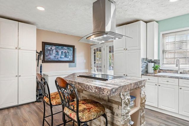 328 Wimberly Drive, Spartanburg, SC 29306