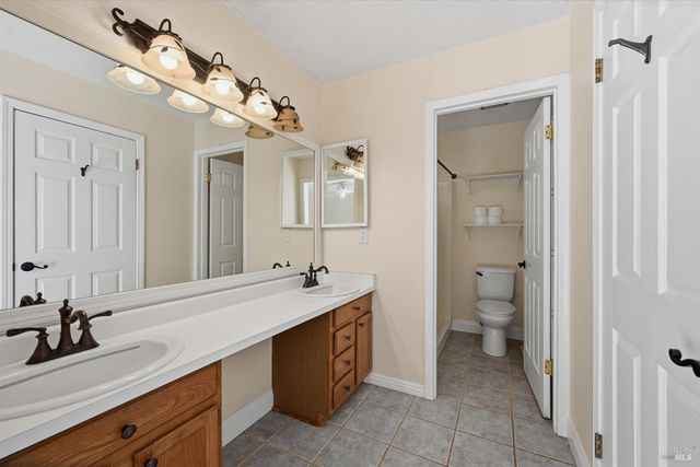 19176 Stonegate Rd, Hidden Valley Lake, CA 95467