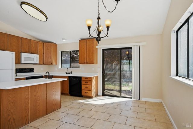 19176 Stonegate Rd, Hidden Valley Lake, CA 95467