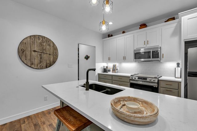 466 S. Forest Lake Dr., Longview, TX 75605