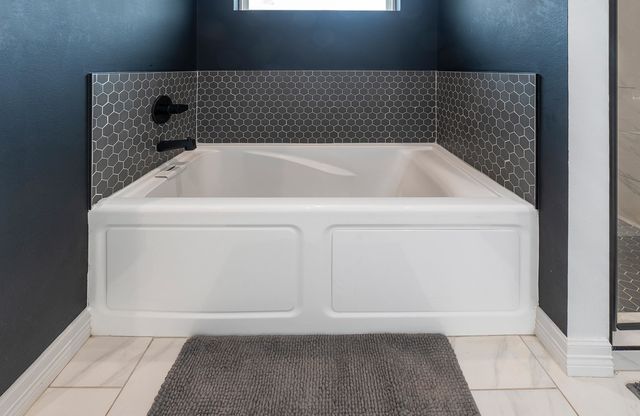 466 S. Forest Lake Dr., Longview, TX 75605