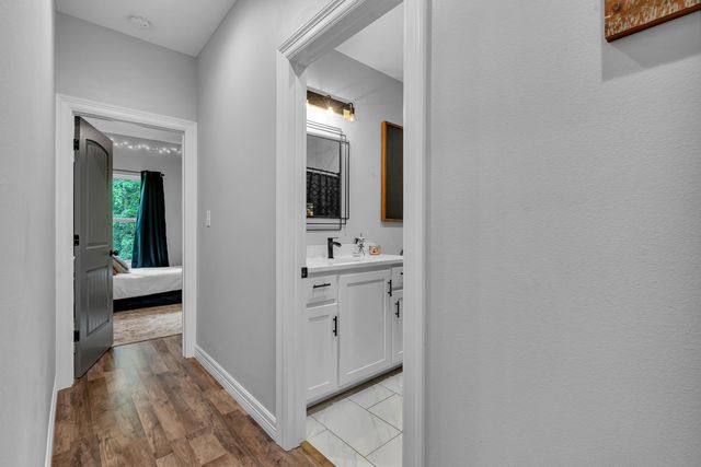 466 S. Forest Lake Dr., Longview, TX 75605