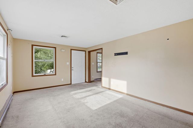 650 Stambaugh Avenue, Columbus, OH 43207