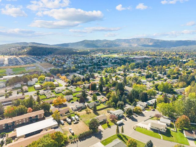 13121 E 29th Ave, Spokane Valley, WA 99216