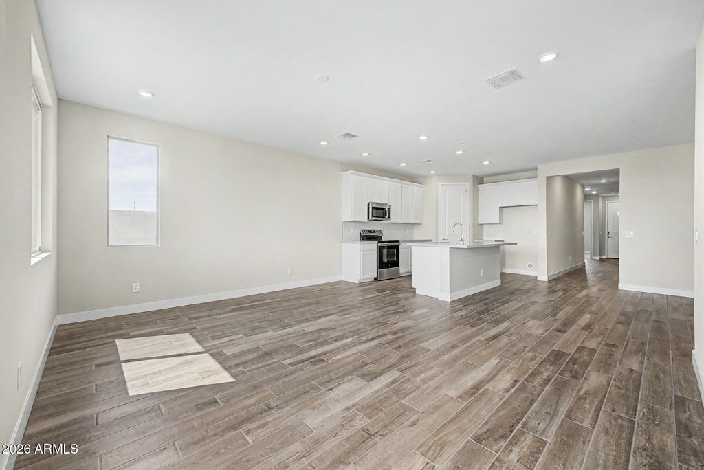 5261 E CASSIDY Lane, San Tan Valley, AZ 85144 — photo 2