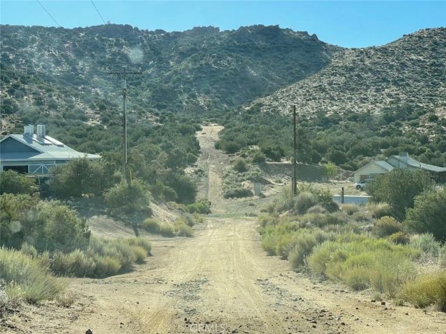 0 0, Tehachapi, CA 93561