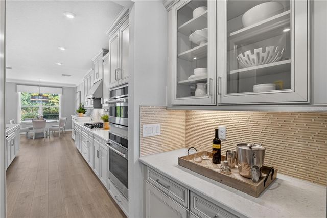 8228 SUMMER NIGHT ROAD, Sarasota, FL 34241