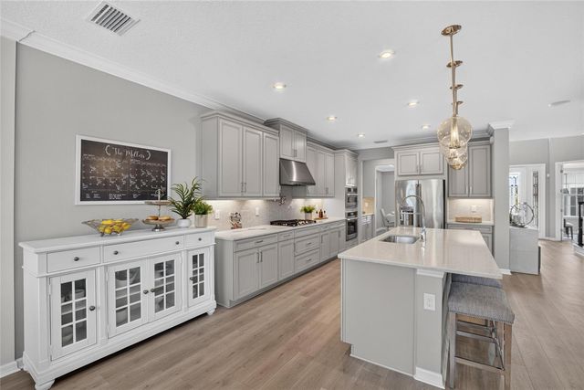8228 SUMMER NIGHT ROAD, Sarasota, FL 34241