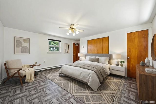 26615 Thomas Street, Warren, MI 48091