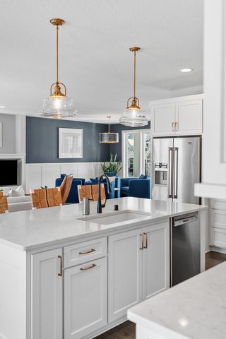 7529 Urbandale Lane N, Maple Grove, MN 55311