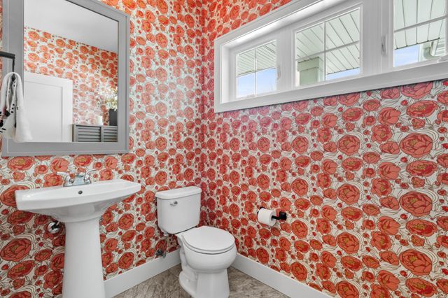 7529 Urbandale Lane N, Maple Grove, MN 55311