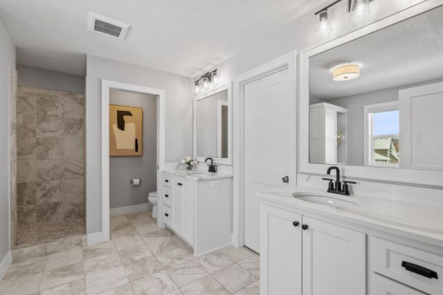 7529 Urbandale Lane N, Maple Grove, MN 55311