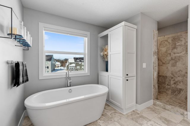 7529 Urbandale Lane N, Maple Grove, MN 55311