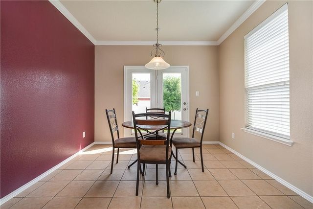 940 Appalachian Lane, Savannah, TX 76227