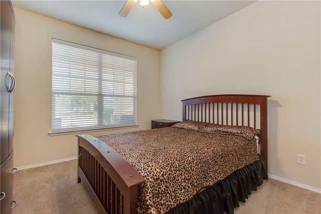 940 Appalachian Lane, Savannah, TX 76227