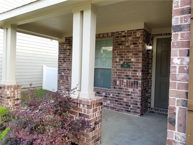 940 Appalachian Lane, Savannah, TX 76227