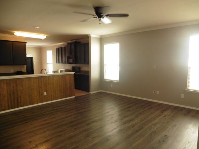 940 Appalachian Lane, Savannah, TX 76227