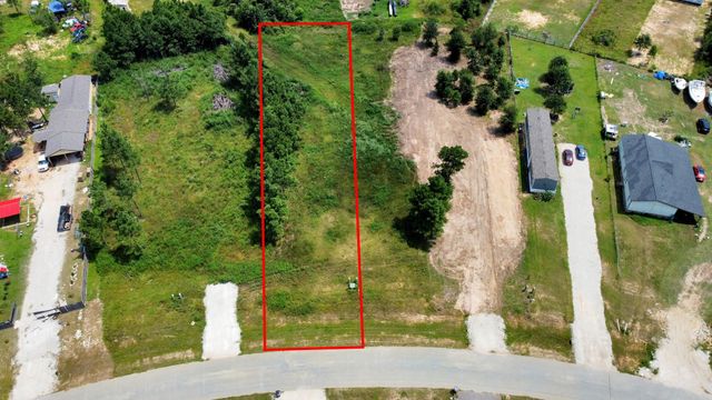 882 Road 5606, Cleveland, TX 77327