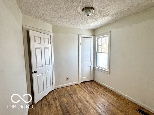 2405 E 3rd Street, Anderson, IN 46012