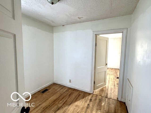 2405 E 3rd Street, Anderson, IN 46012