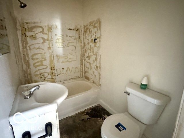 2405 E 3rd Street, Anderson, IN 46012