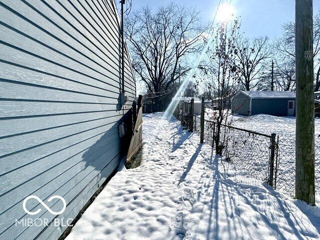 2405 E 3rd Street, Anderson, IN 46012