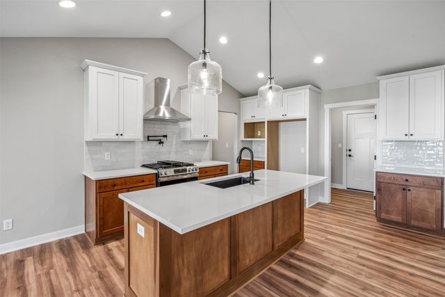 2640 Abbott Drive, Waukee, IA 50263
