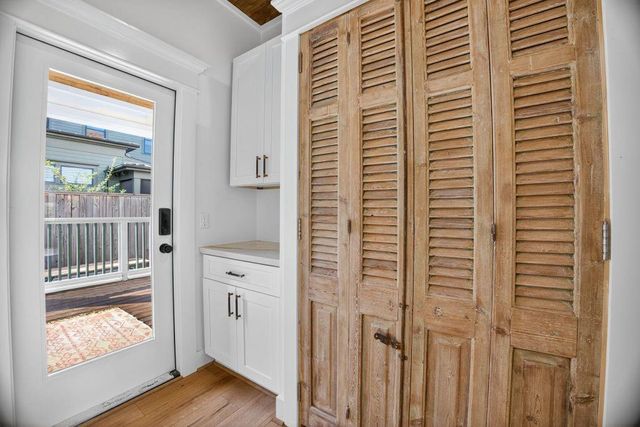 305 E 5th Street, Houston, TX 77007