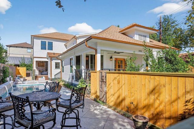 305 E 5th Street, Houston, TX 77007