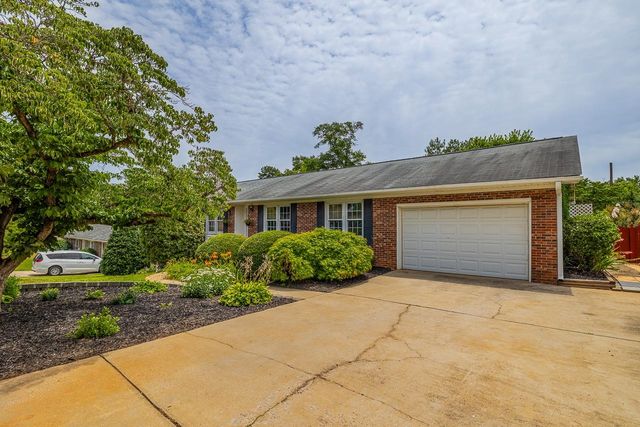 304 Del Norte Road, Greenville, SC 29615