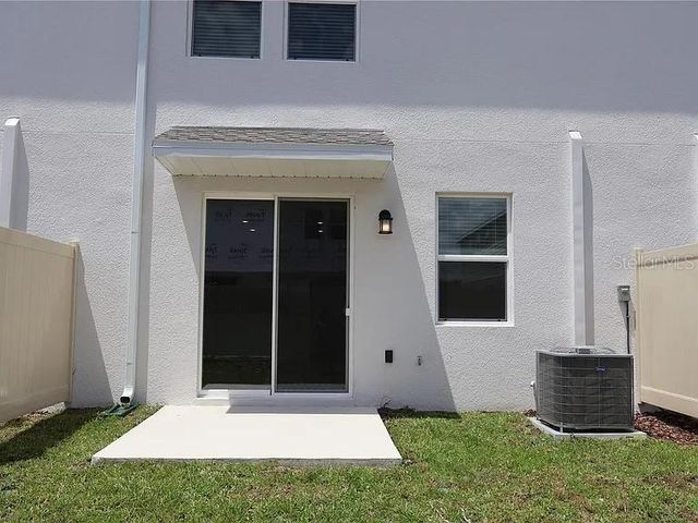 2452 SKYLINE LOOP, Kissimmee, FL 34758