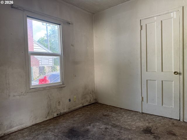 1725 Ne 102nd Ave, Portland, OR 97220