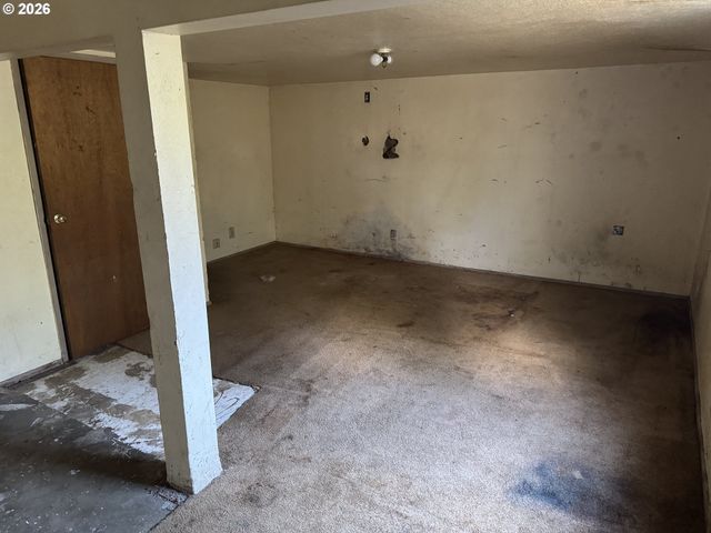 1725 Ne 102nd Ave, Portland, OR 97220