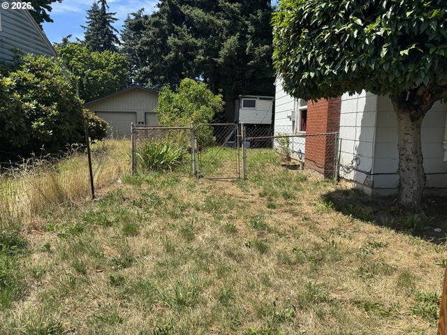 1725 Ne 102nd Ave, Portland, OR 97220