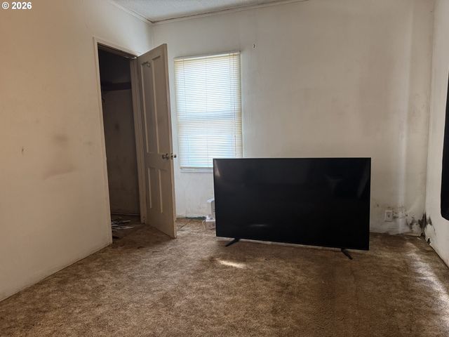 1725 Ne 102nd Ave, Portland, OR 97220