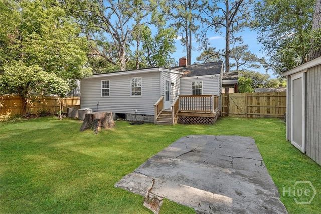 2111 Greenwood Street, Savannah, GA 31404