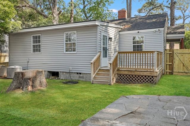 2111 Greenwood Street, Savannah, GA 31404