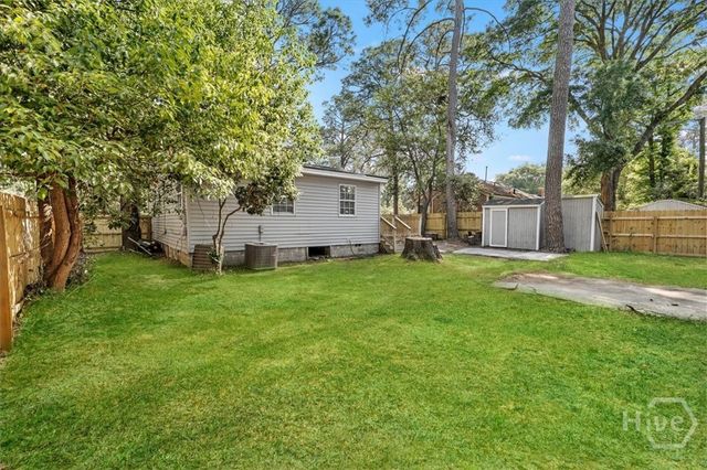 2111 Greenwood Street, Savannah, GA 31404