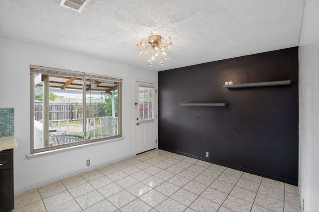 8524 Gatlinburg Drive, Fort Worth, TX 76123