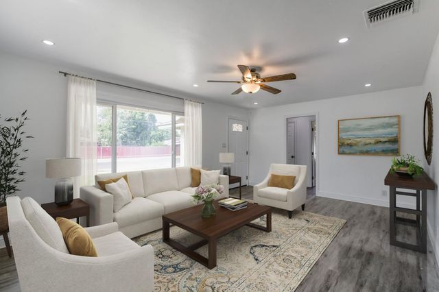 4044 N Crystal Avenue, Fresno, CA 93705