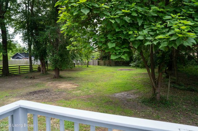 408 Evergreen Rd, Louisville, KY 40223