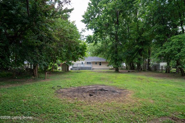 408 Evergreen Rd, Louisville, KY 40223