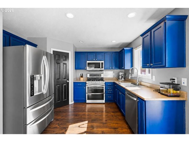 1731 PARKMEADOW Ave, Monmouth, OR 97361