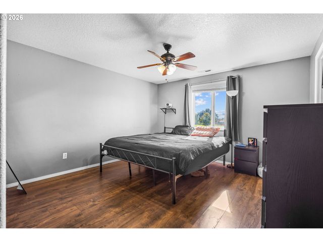 1731 PARKMEADOW Ave, Monmouth, OR 97361