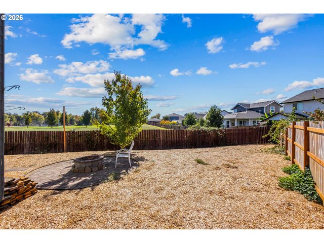 1731 PARKMEADOW Ave, Monmouth, OR 97361