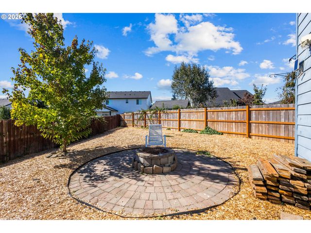 1731 PARKMEADOW Ave, Monmouth, OR 97361