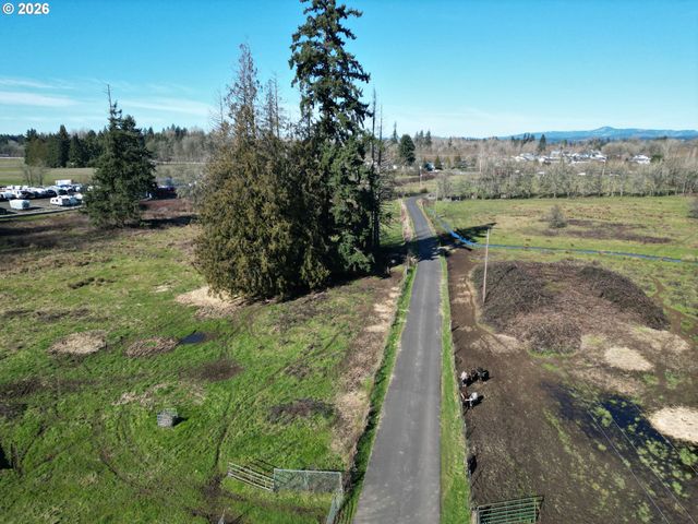 -1 Sw 27th St, Battle Ground, WA 98604