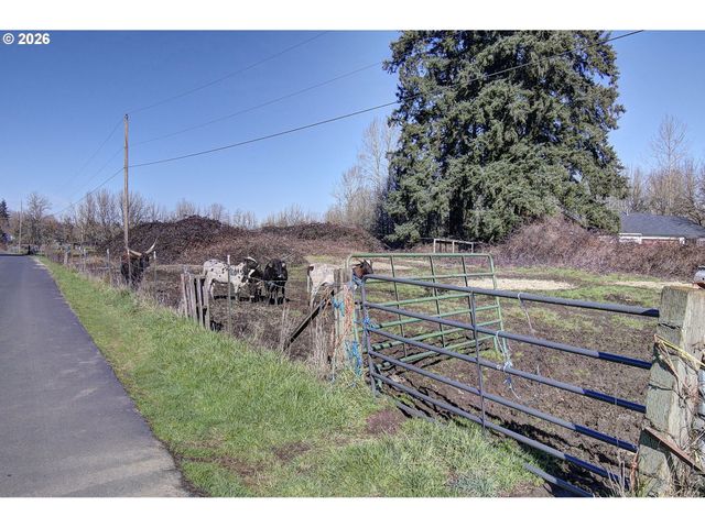 -1 Sw 27th St, Battle Ground, WA 98604
