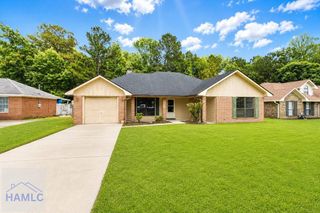 825 Sagewood Drive, Hinesville, GA 31313