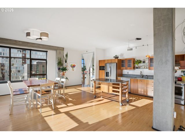 333 Nw 9TH Ave 1015, Portland, OR 97209
